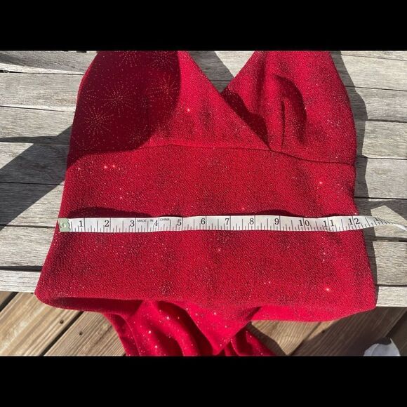 Beautiful deep red glitter prom/formal dress - Picture 8 of 8